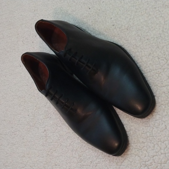 Like New Dolcara Black Wholecut Leather Shoes 10.5 US = 44 EU - Picture 2 of 15